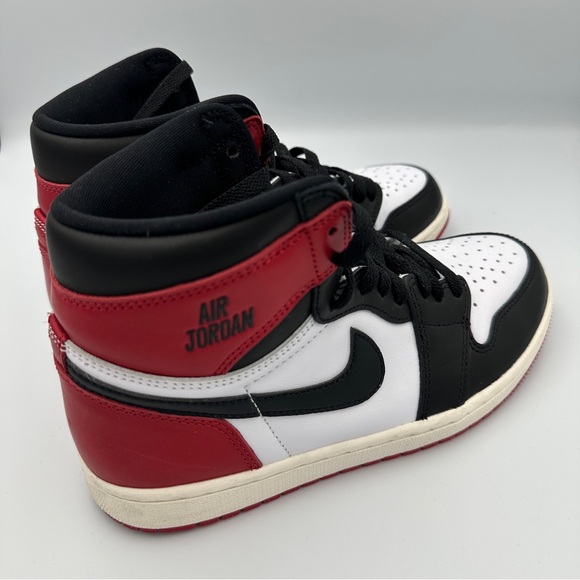 Nike Air Jordan 1 Retro High OG White Black Varsity Red DZ5485-106 Men’s Size 8 - Picture 4 of 9